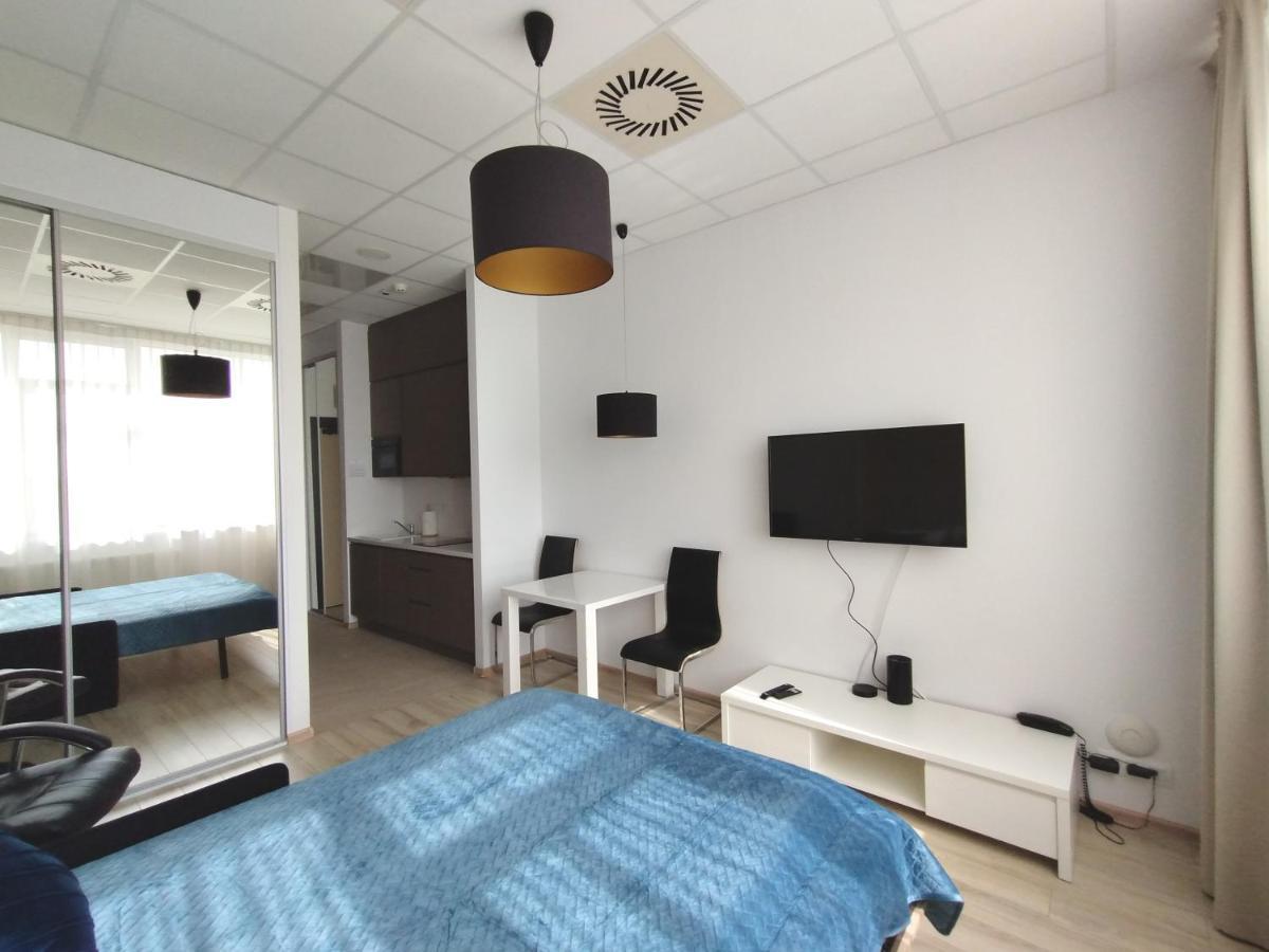 Al. Jerozolimskie 216 Perfect Апартаменти